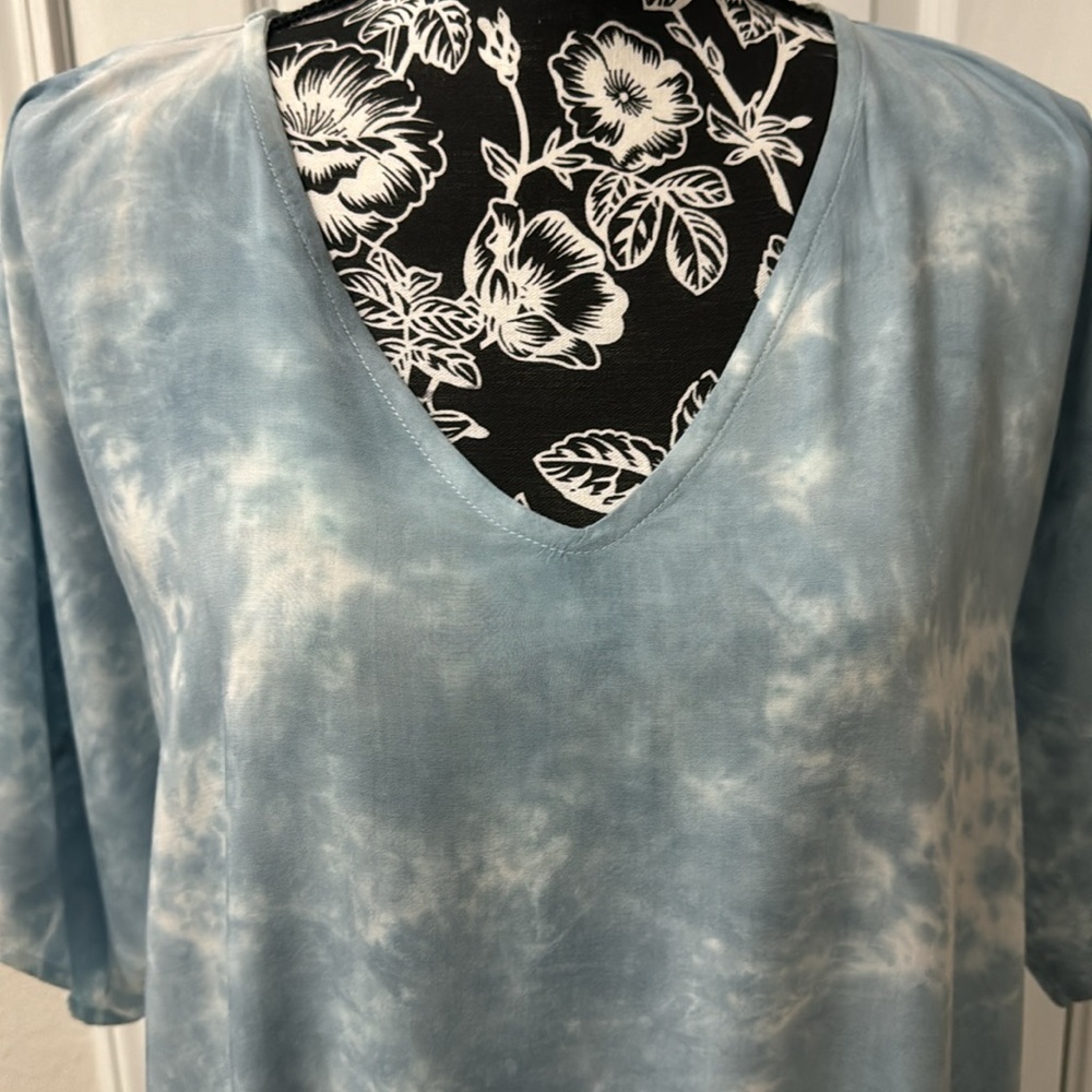 Yanek Charlie Tie Dye Kaftan Maxi Dress Blue White One Size NWT - Picture 3 of 9
